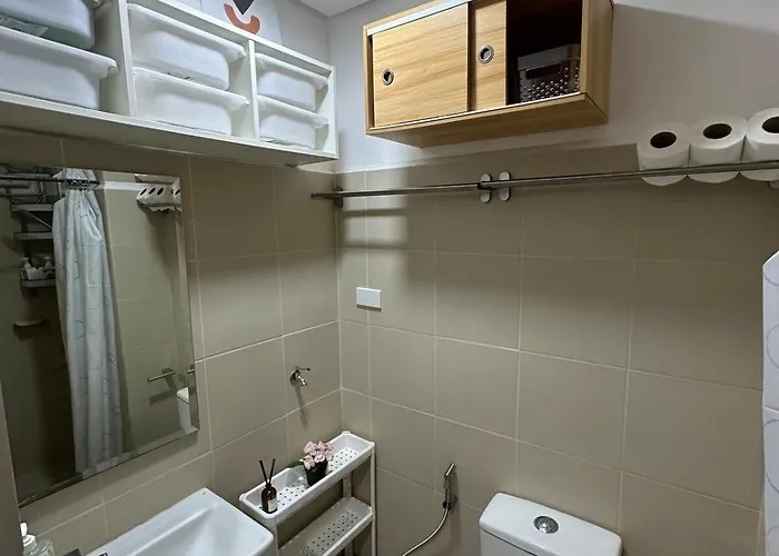 Apartment 1br Ayala Makati At Lush Residences *